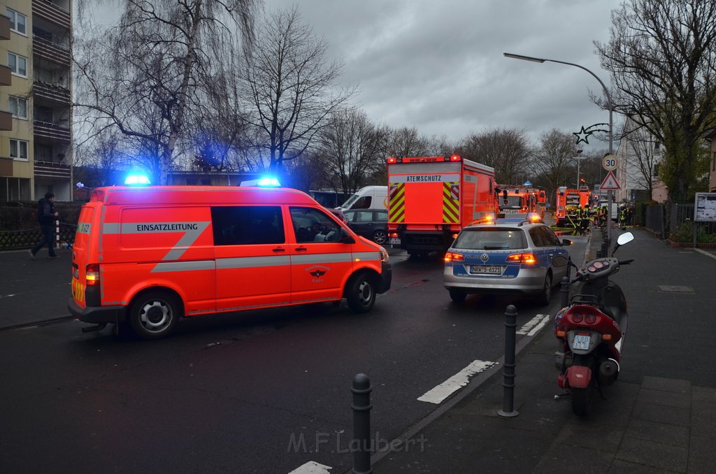 Kellerbrand Koeln Hoehenberg Hoehenbergerstr P219.JPG - Miklos Laubert